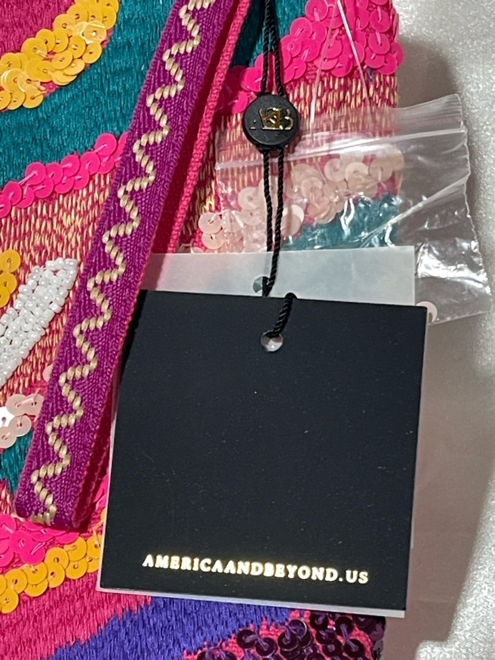 NWT America&Beyond “JOY” Sequins,Glass Beads  Handcrafted/Cotton Canvas Clutch - Picture 3 of 13